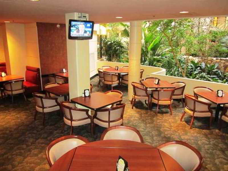 เอมบาสซี สวีท บาย ฮิลตัน ริชมอนด์ Hotel ดัมบาร์ตัน ร้านอาหาร รูปภาพ